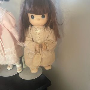 Porcelain dolls different styles